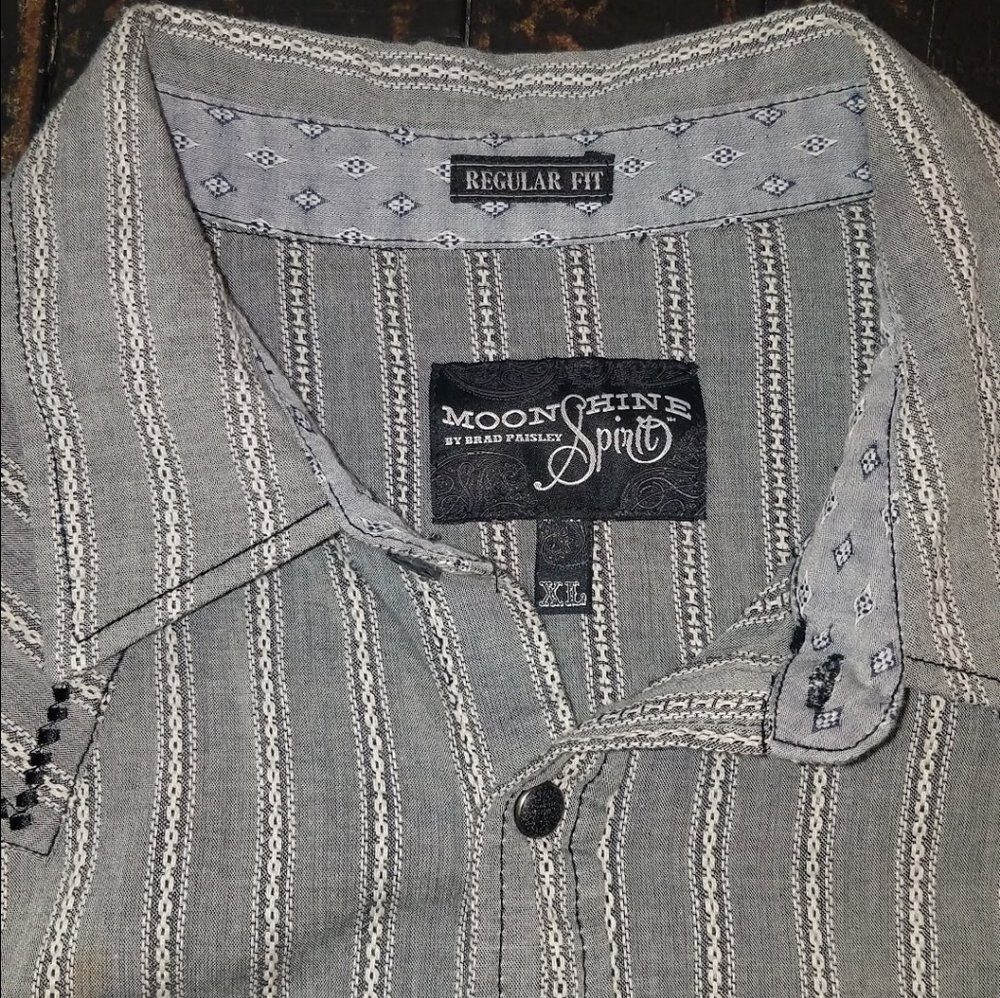 Moonshine Spirit button down shirt XL